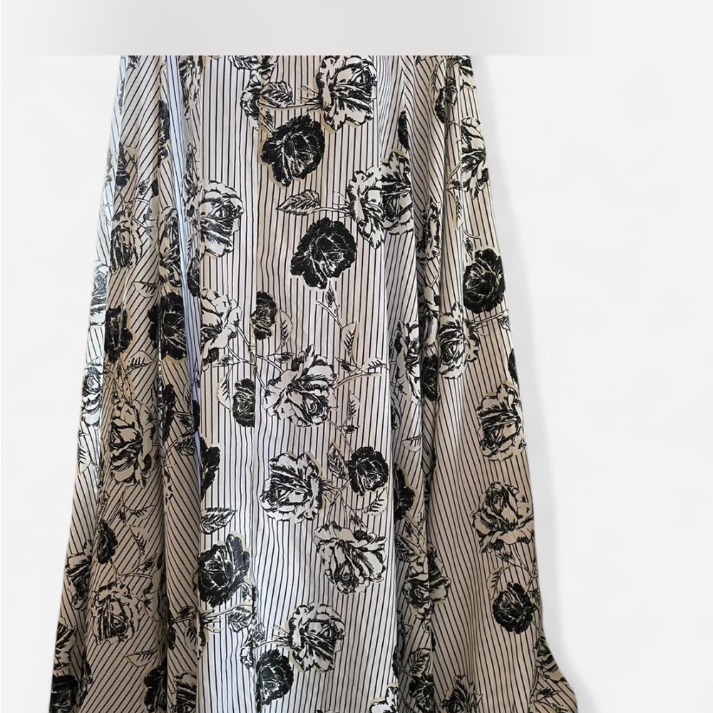 Cream and Black A-Line Maxi Skirt with Pleats